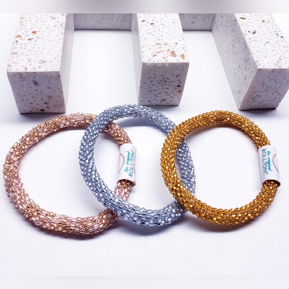 CHIC HAPPENS -Original Roll-On® Bracelets, 7" round, made in Nepal #3 (3 pieces) - Picture 3 of 8